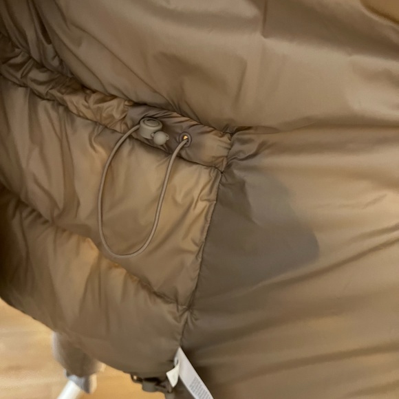 New Athleta Down Jacket Gold. Size S "Packs into its own pocket" - Picture 12 of 14